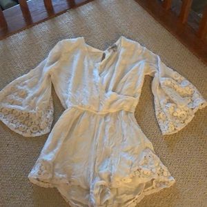 Abercrombie v neck romper with bell sleeve